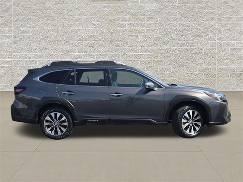 Certified 2023 Subaru Outback Touring XT AWD/4WD image 8