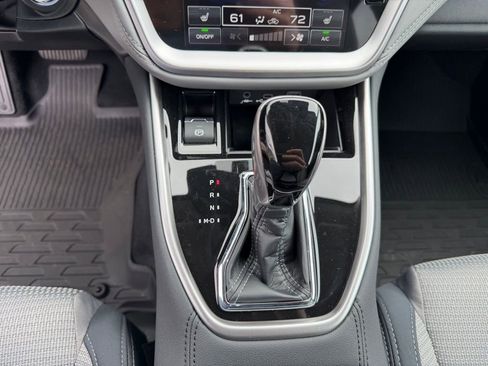 Used 2025 Subaru Outback Premium w/ Popular Package #1A image 27