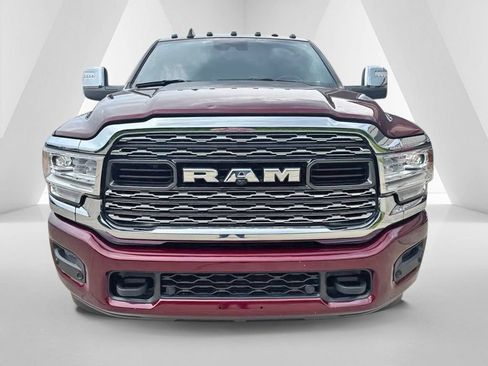 Used 2024 RAM 2500 Limited AWD/4WD image 2