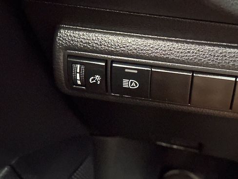 Used 2026 Toyota Corolla LE FWD image 31