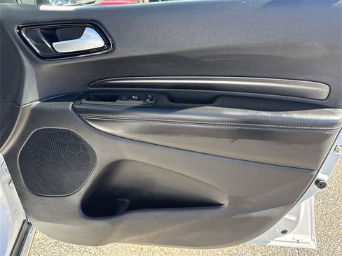 Used 2024 Dodge Durango SXT image 31