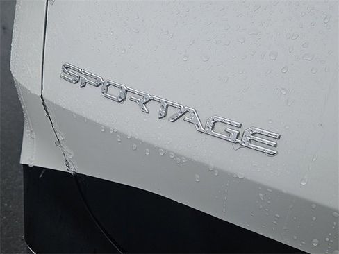 Certified 2023 Kia Sportage LX image 12