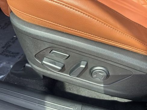 Certified 2023 Kia Sorento SX Prestige image 21