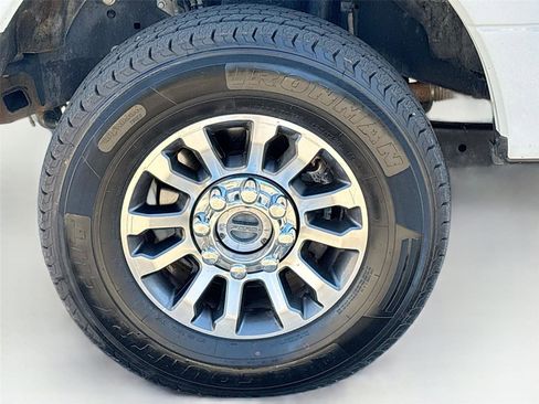 Used 2022 Ford F250 Lariat w/ Lariat Value Package image 32