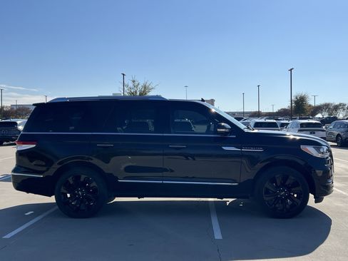Certified 2023 Lincoln Navigator Reserve image 10
