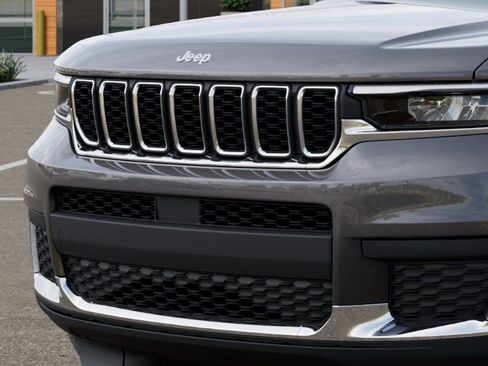 New 2026 Jeep Grand Cherokee L Laredo AWD/4WD image 12