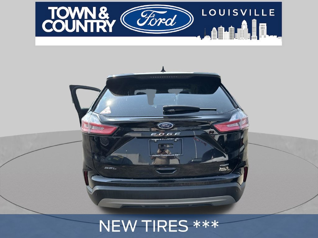 Used 2023 Ford Edge SEL AWD/4WD image 2