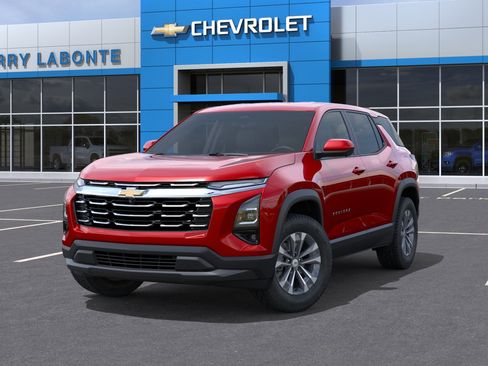 New 2026 Chevrolet Equinox LT w/ Safety and Technology Package FWD image 8