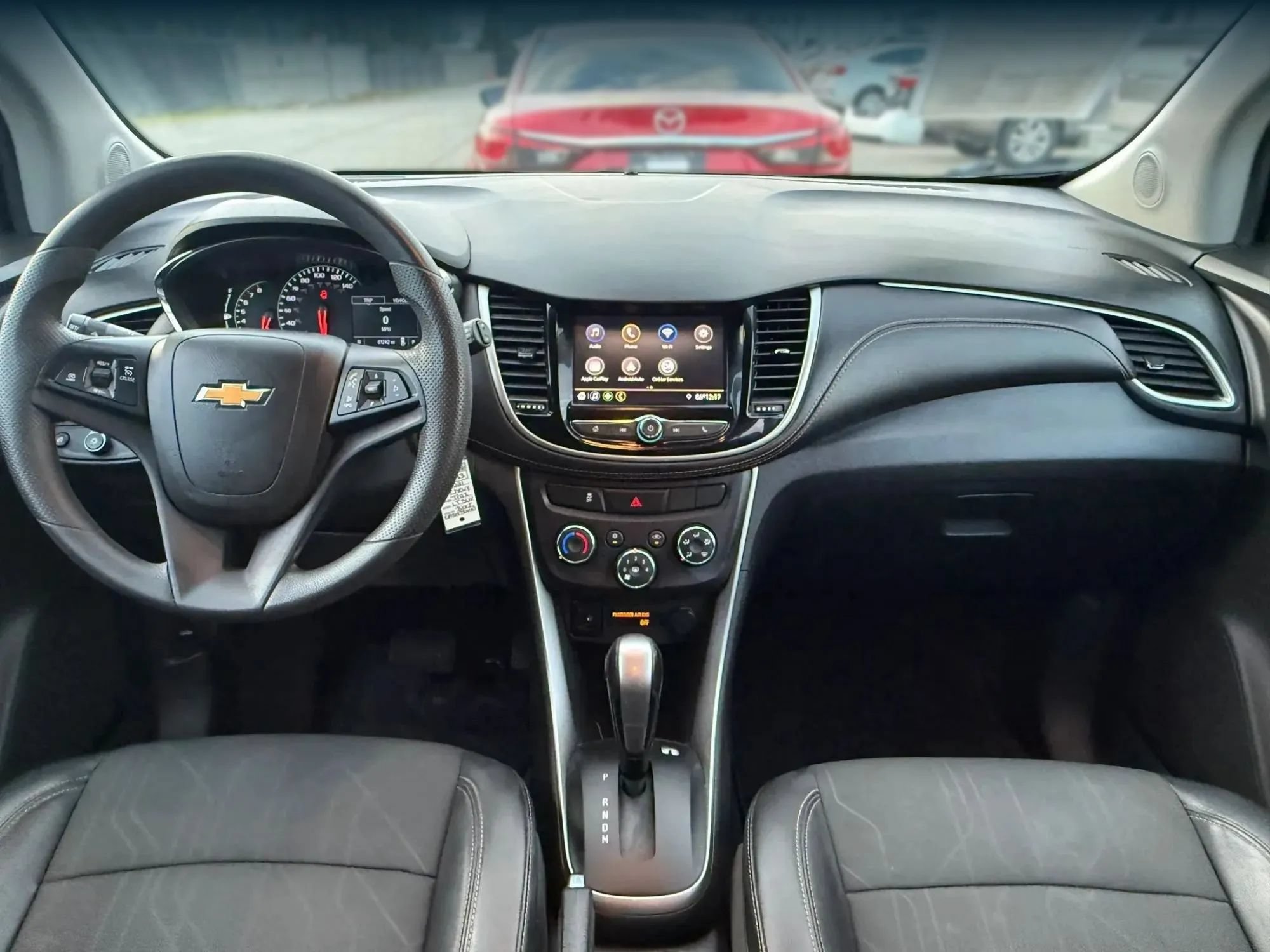 Used 2021 Chevrolet Trax LT FWD image 3