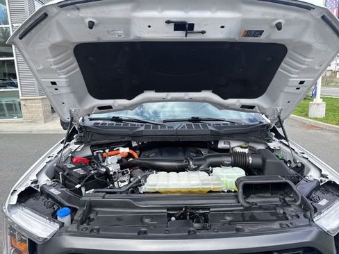 Used 2023 Ford F150 XLT w/ Equipment Group 302A High image 17