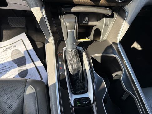 Used 2018 Honda Accord Touring image 22