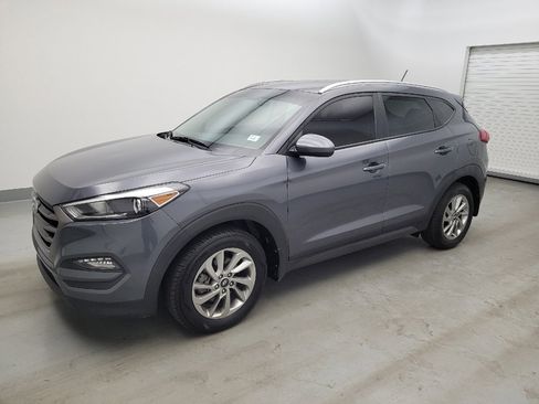 Used 2016 Hyundai Tucson SE w/ Option Group 02 AWD/4WD image 2