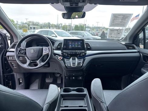 Certified 2023 Honda Odyssey Touring image 15