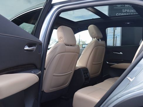 Used 2024 Cadillac XT4 Premium Luxury w/ Active Safety Package image 31