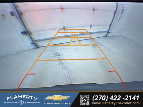 Used 2017 GMC Yukon SLE w/ SLE Value Package AWD/4WD image 34