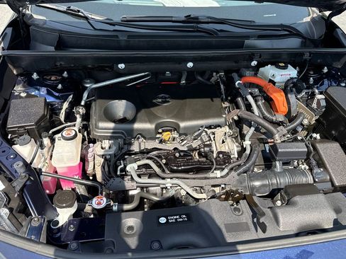 Used 2021 Toyota RAV4 XSE AWD/4WD image 22