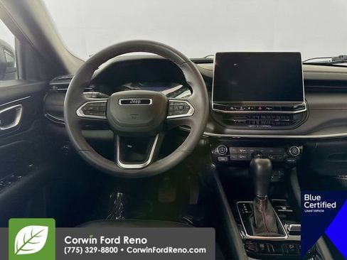 Used 2024 Jeep Compass Trailhawk AWD/4WD image 23