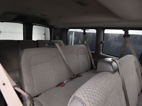 Used 2019 Chevrolet Express 3500 LT w/ LT Preferred Equipment Group image 16