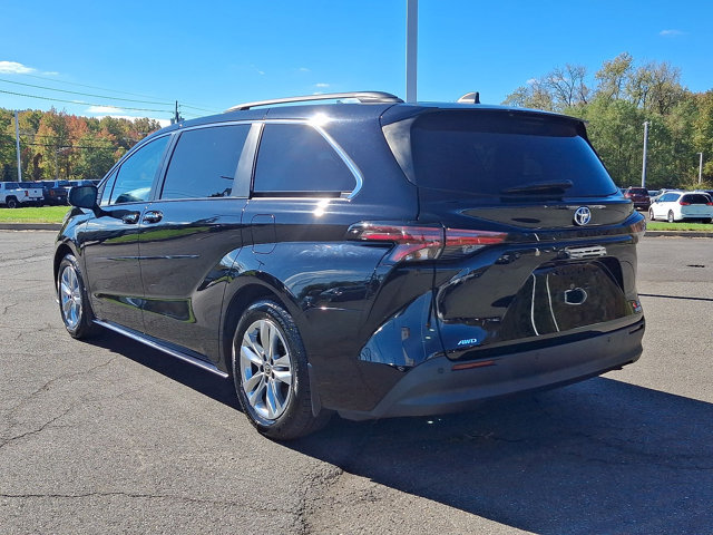 Used 2022 Toyota Sienna XLE w/ XLE Plus Package AWD/4WD image 23