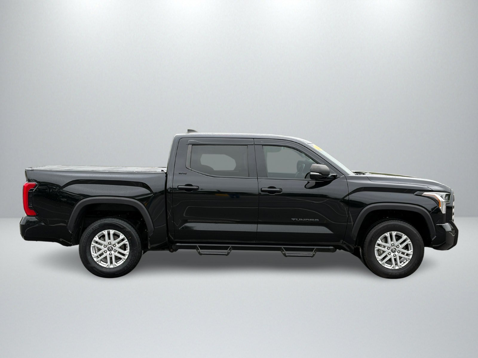 Used 2024 Toyota Tundra SR5 w/ SR5 Premium Package AWD/4WD image 6