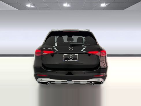 Certified 2026 Mercedes-Benz GLC 300 image 9