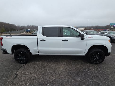 New 2026 Chevrolet Silverado 1500 LT Trail Boss w/ Convenience Package II AWD/4WD image 10