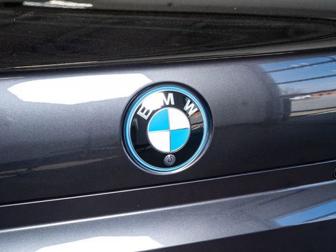 Used 2024 BMW i7 xDrive60 image 25