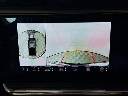 Used 2024 GMC Sierra 3500 Denali w/ Denali Reserve Package image 16