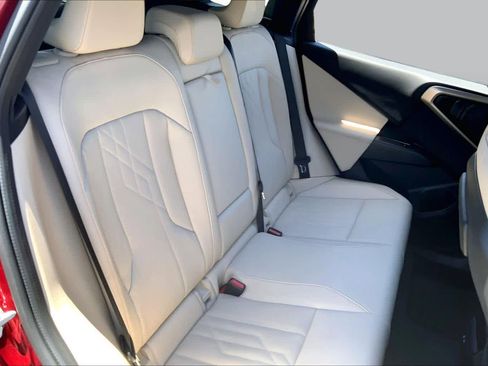 Used 2025 BMW X3 xDrive30i w/ Convenience Package AWD/4WD image 19