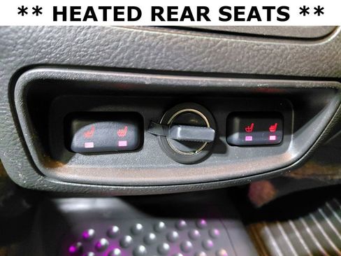 Used 2018 Ford Taurus SHO image 7