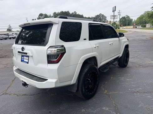 Used 2019 Toyota 4Runner SR5 Premium AWD/4WD image 6