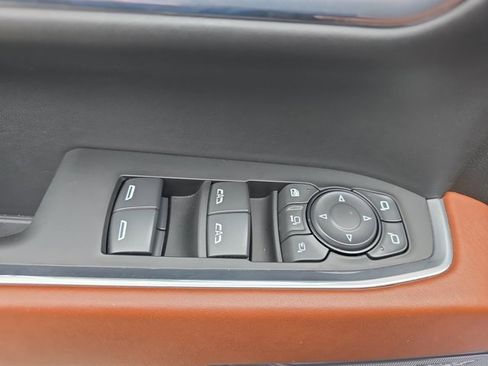 Used 2024 GMC Sierra 2500 Denali Ultimate image 31