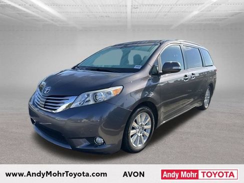 Used 2013 Toyota Sienna Limited w/ Premium Pkg FWD image 3