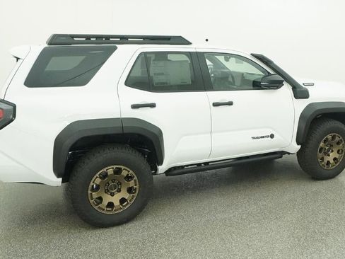 New 2026 Toyota 4Runner Trailhunter image 43
