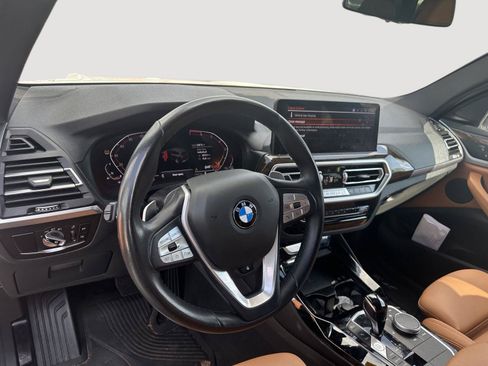 Used 2024 BMW X3 xDrive30i w/ Premium Package w/ZPA AWD/4WD image 10