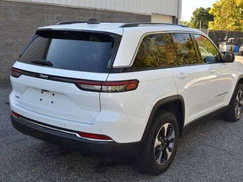 Used 2023 Jeep Grand Cherokee 4WD 4xe w/ Luxury Tech Group II image 8