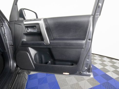 Used 2023 Toyota 4Runner SR5 Premium image 18