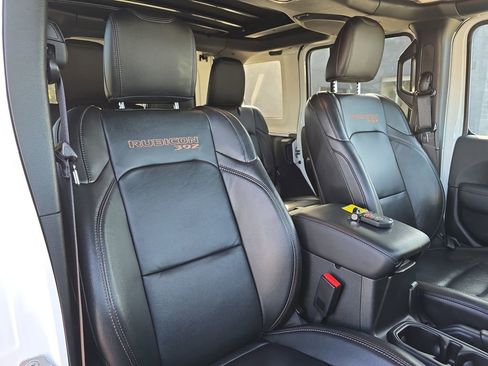 Used 2023 Jeep Wrangler Unlimited Rubicon 392 image 13