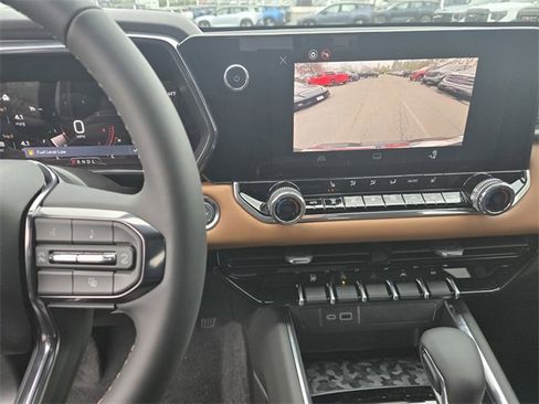 New 2026 GMC Canyon AT4 image 13