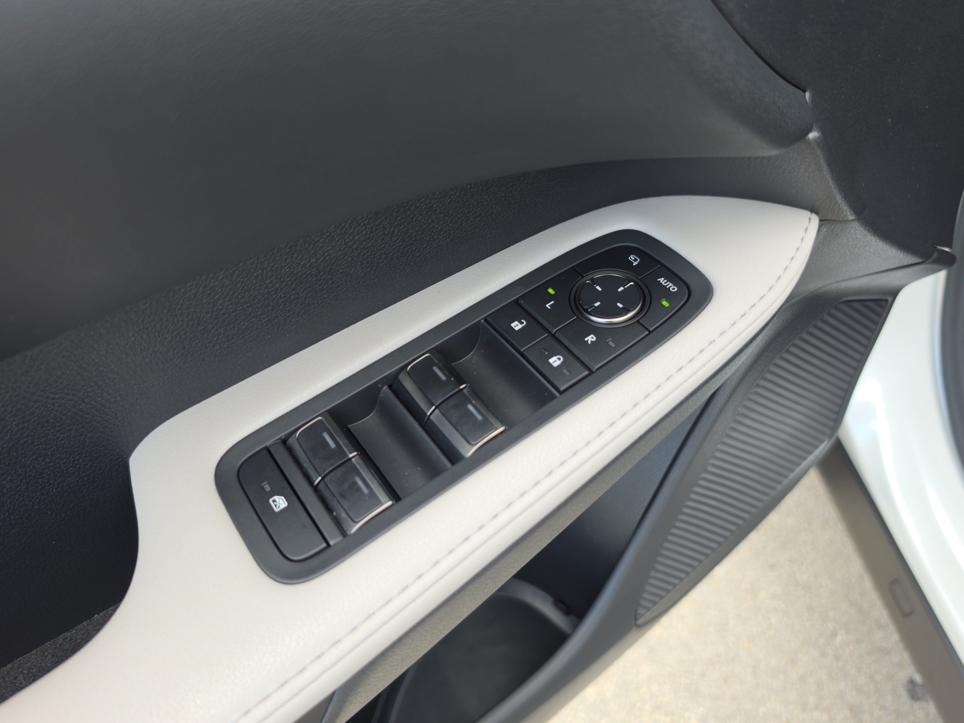 Used 2023 Lexus RX 350 Premium w/ Cold Area Package FWD image 24