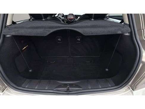 Used 2011 MINI Cooper Hardtop image 14