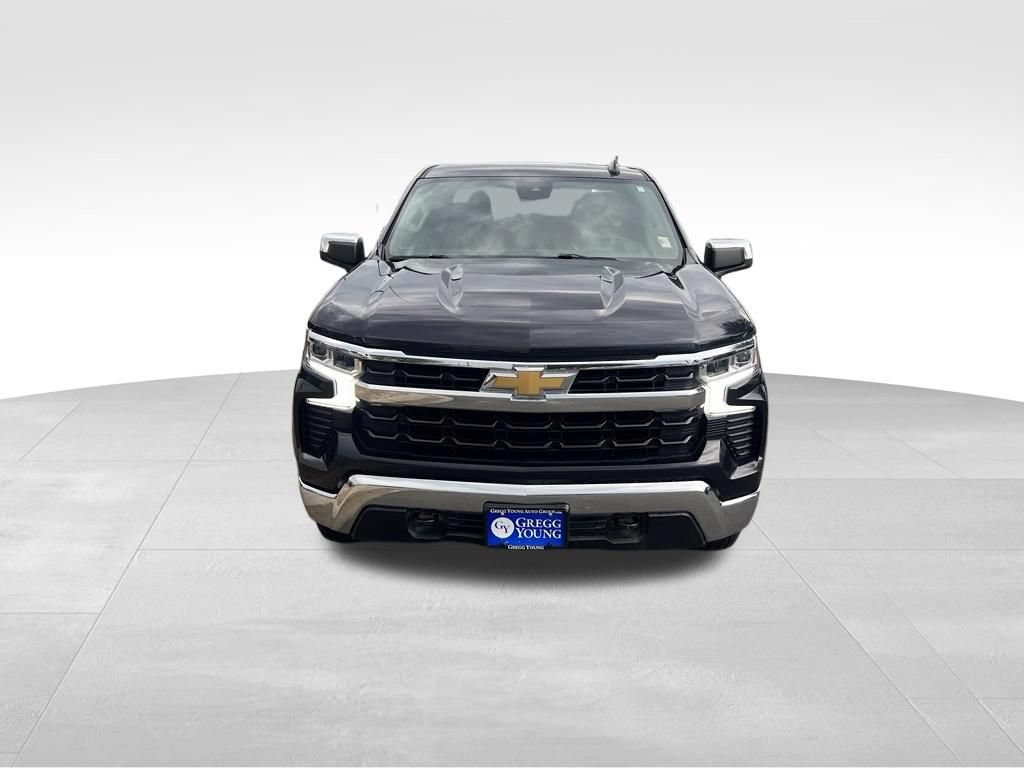 Used 2023 Chevrolet Silverado 1500 LT AWD/4WD image 9