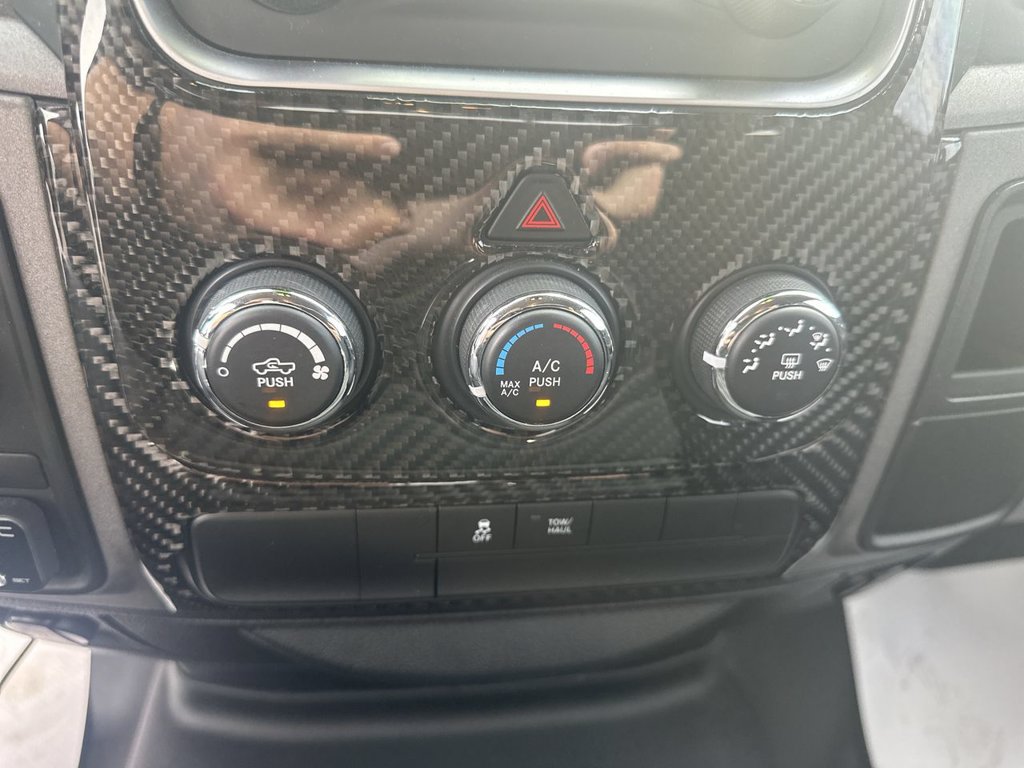 Used 2014 RAM 1500 Express AWD/4WD image 19