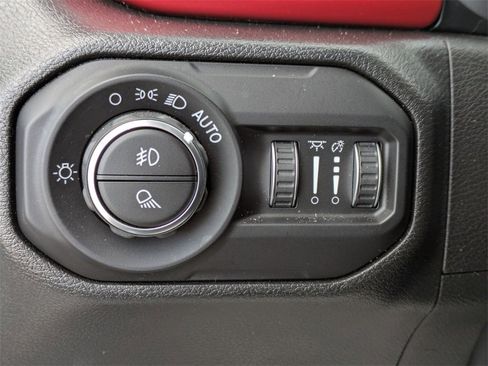 Used 2022 Jeep Gladiator Rubicon image 18