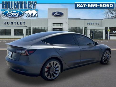 Used 2023 Tesla Model 3 Performance image 4