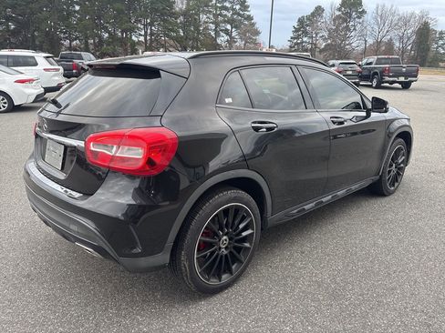 Used 2018 Mercedes-Benz GLA 250 image 8