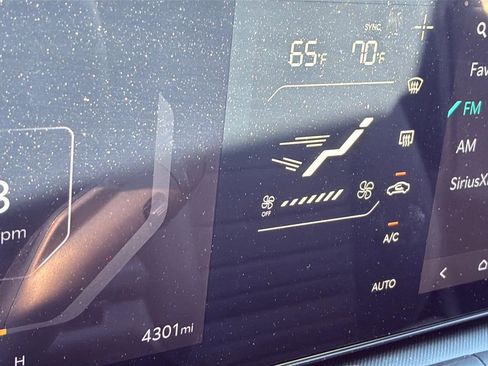 Certified 2025 Kia K4 EX image 35