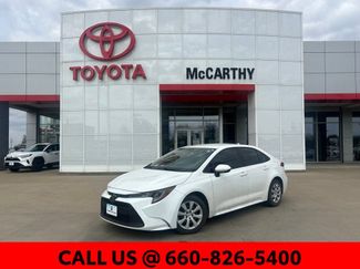 Used 2021 Toyota Corolla LE video 1