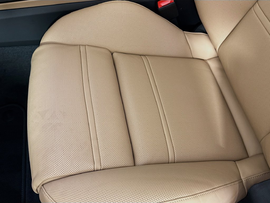 Certified 2026 Porsche Cayenne AWD/4WD image 21