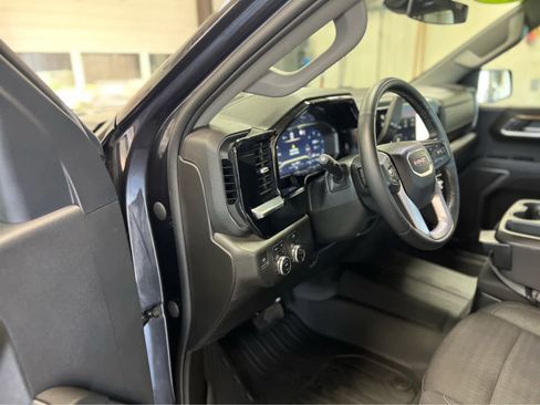 Used 2023 GMC Sierra 1500 Elevation image 27